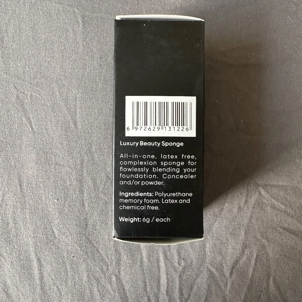 Elaina Badro Set of 2 Luxury Beauty Makeup Sponges BRAND NEW